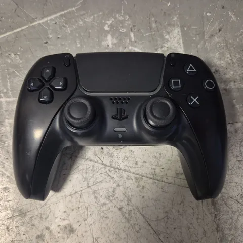 SONY PLAYSTATION 5 WIRELESS CONTROLLER IN BLACK - CFI-ZCT1W