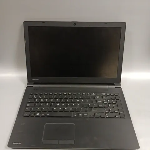 TOSHIBA SATELLITE PRO R50-B LAPTOP
