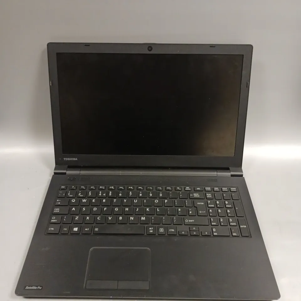 TOSHIBA SATELLITE PRO R50-B LAPTOP 