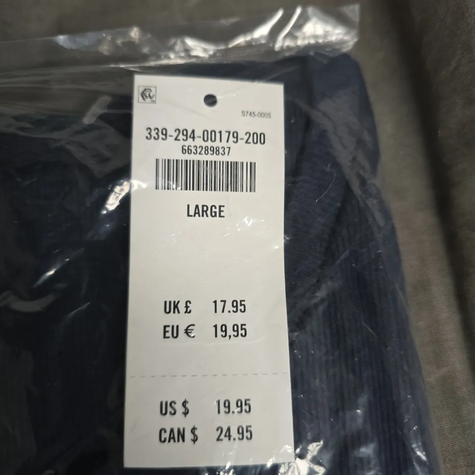 HOLLISTER NAVY BUTTON-FRONT SHIRT – LARGE (MEN'S)