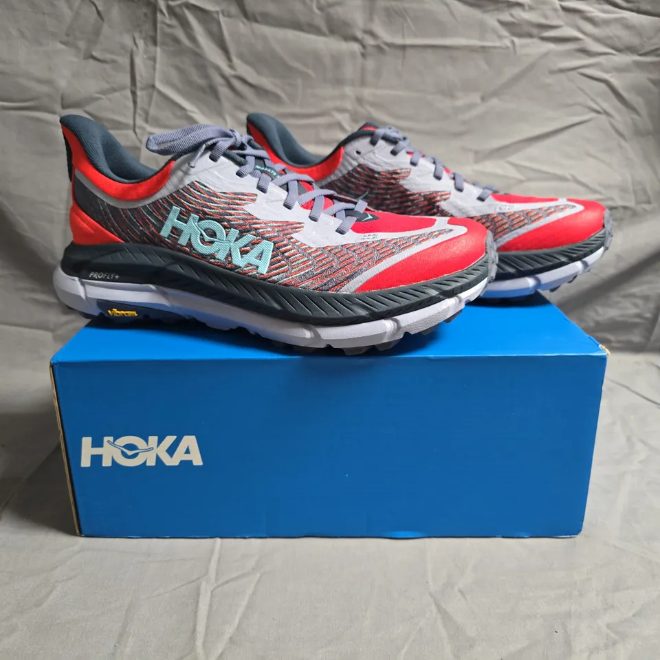 BOXED PAIR OF HOKA MAFATE SPEED 4 TRAINERS IN GREY/RED SIZE UK 9