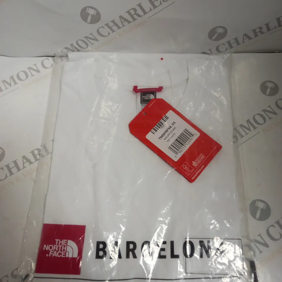 SEALED THE NORTH FACE BARCELONA GPS LIGHTWEIGHT T-SHIRT IN WHITE - XS