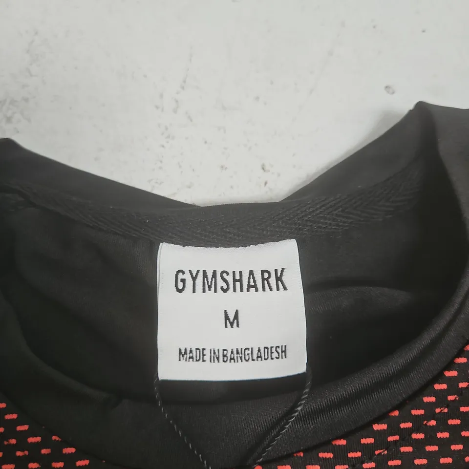 GYMSHARK MEN'S T‑SHIRT – BLACK/RED PATTERN, UK SIZE M