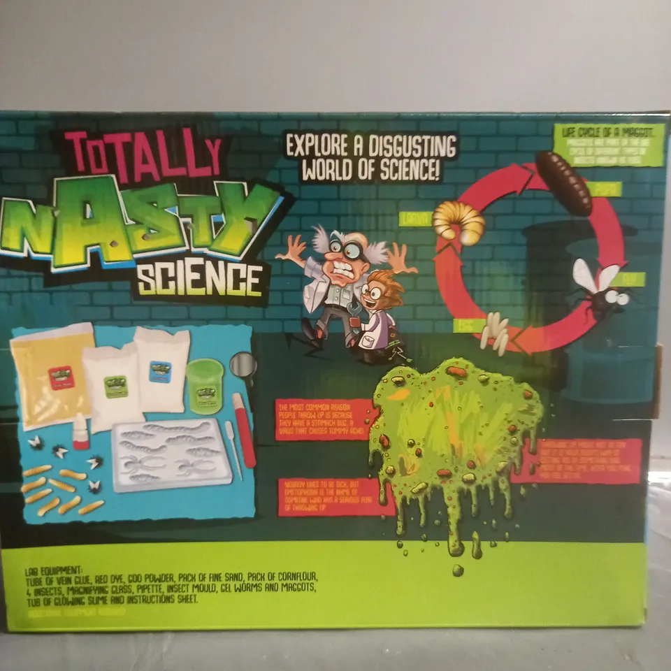 LOT OF 8 TOTALLY NASTY SCIENCE PLAY SETS