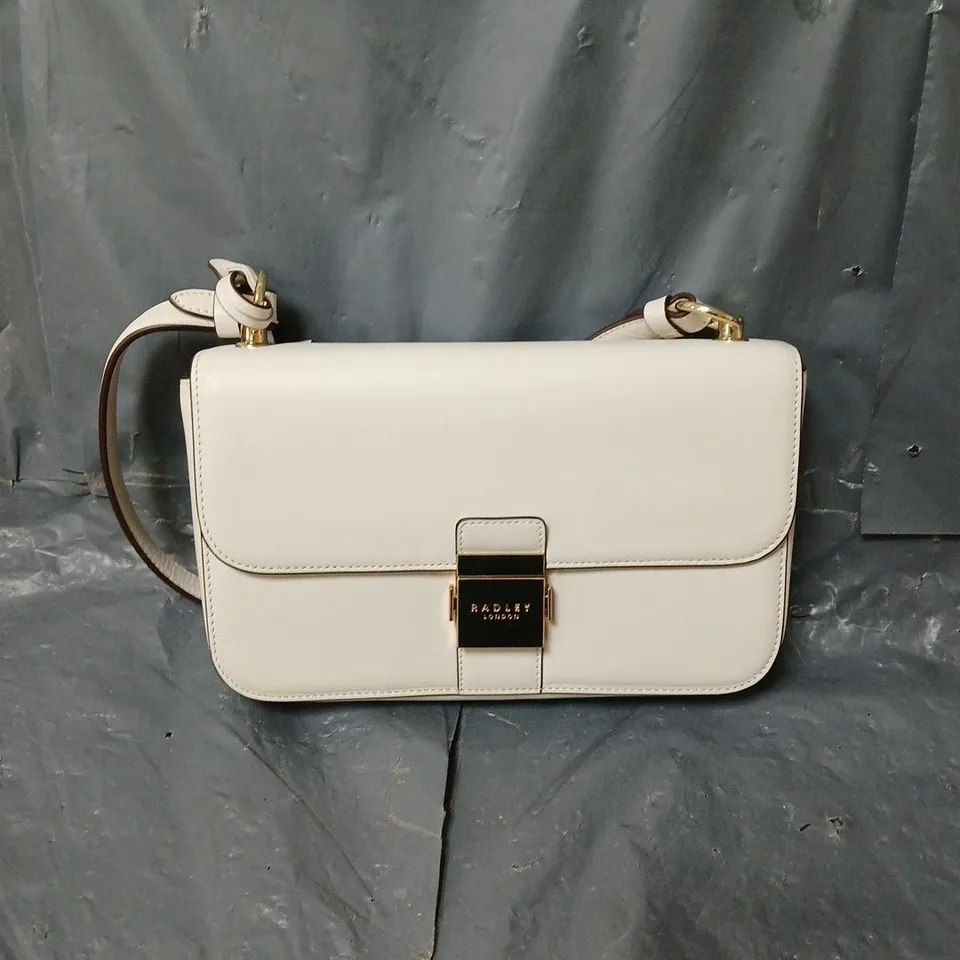 RADLEY LONDON HANDBAG IN LIGHT GREY