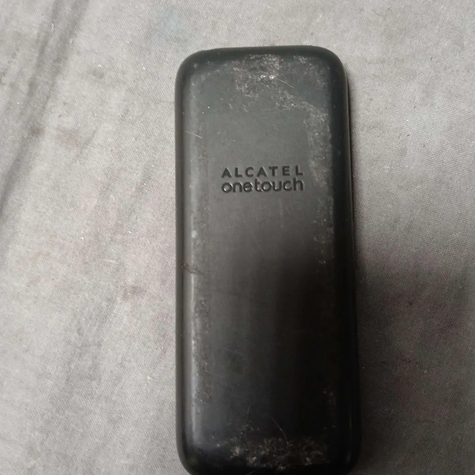 ALCATEL ONETOUCH MOBILE PHONE WITH KEYPAD