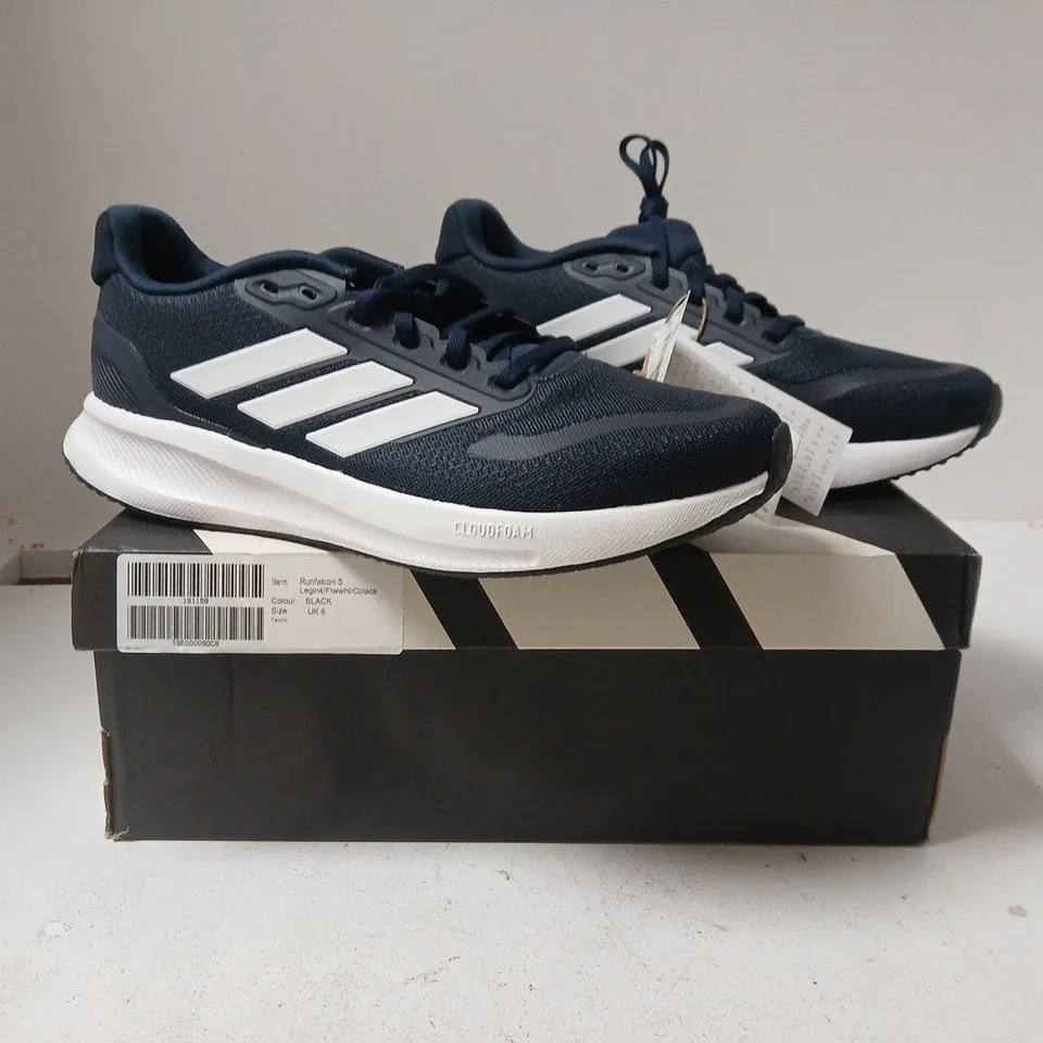 BOXED PAIR OF ADIDAS RUNFALCON 5 TRAINERS IN NAVY/WHITE SIZE 8