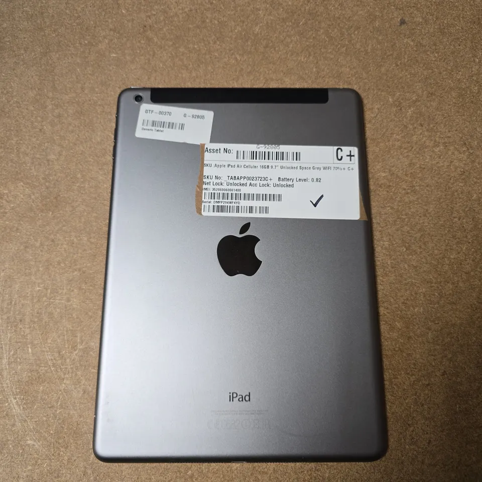 APPLE IPAD AIR TABLET