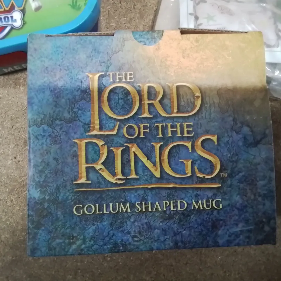 APPROXIMATELY 4 BRAND NEW BOXED ITEMS.