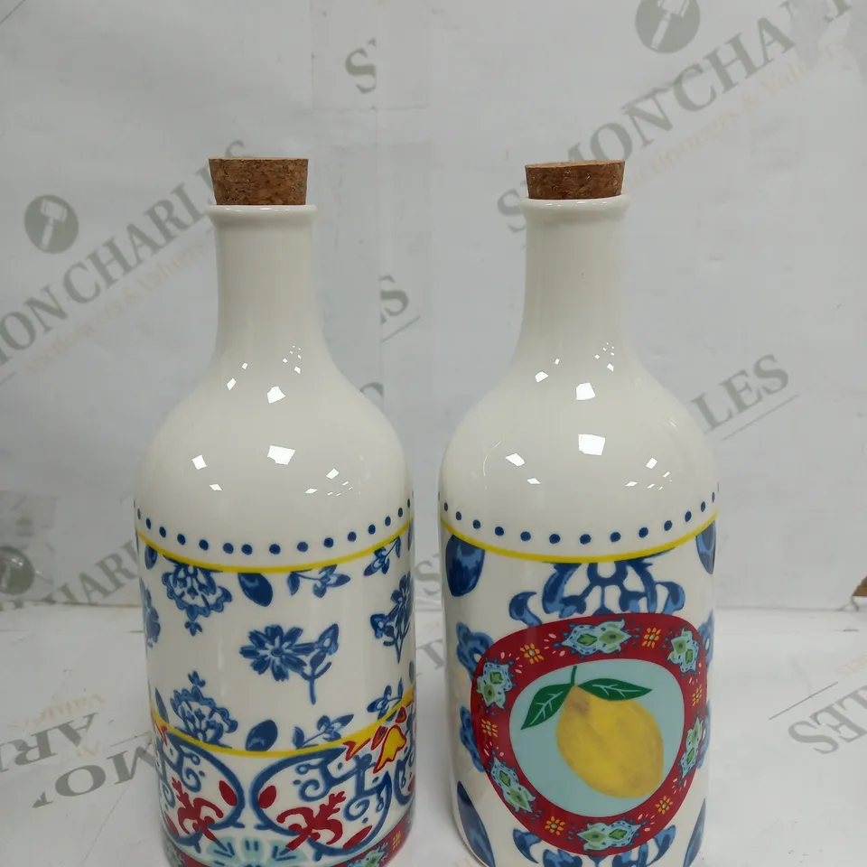 WORLD OF FLAVOURS 500ML CERAMIC OIL AND VINEGAR BOTTLE SET