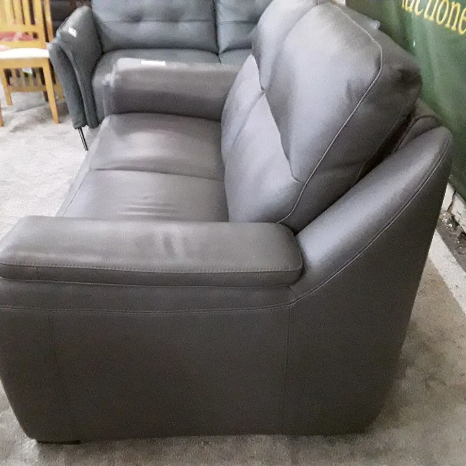 QUALITY ITALIAN DESIGNER PARMA NEW LOVESEAT - DARK GREY LEATHER 