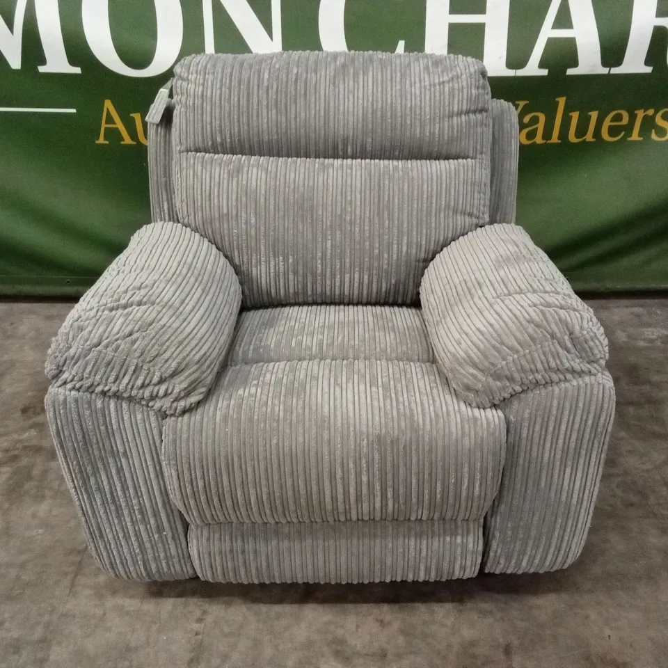 BARON FABRIC MANUAL RECLINER ARMCHAIR RRP £549
