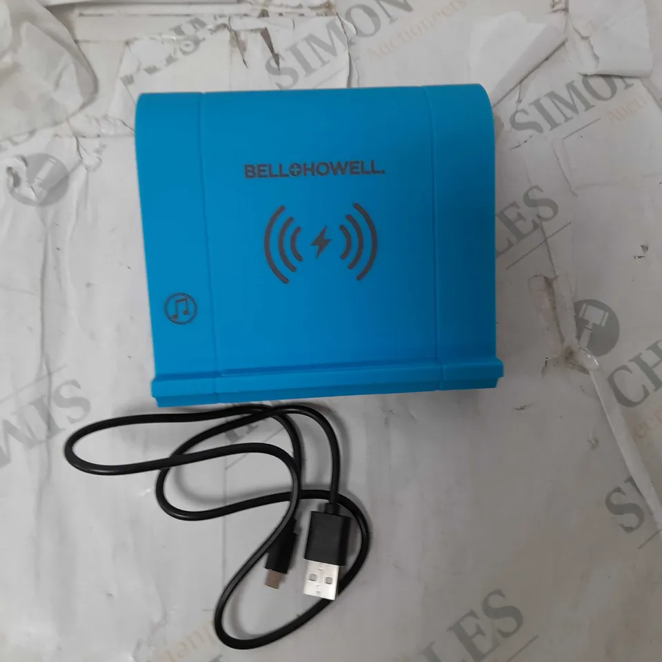 BOXED B&H BLUE WIRELESS CHARGER AND SPEAKER