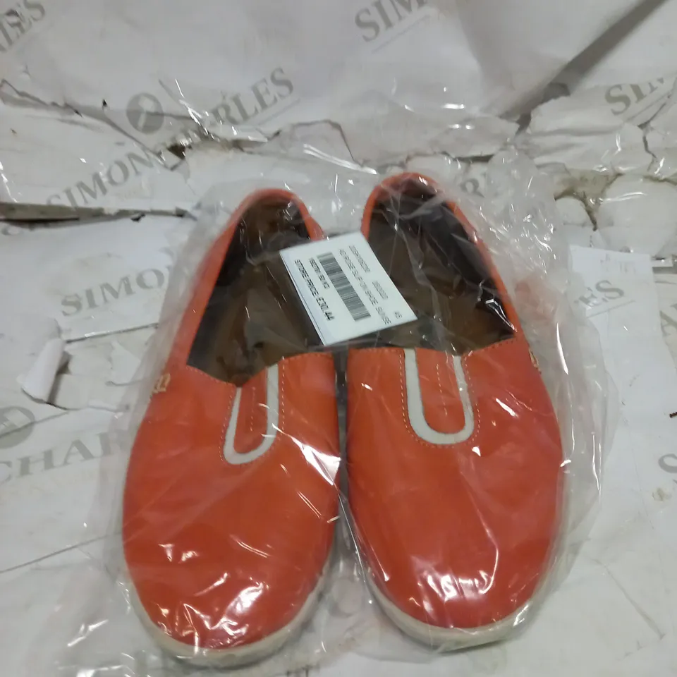 AD ROSE SLIP ON SHOES - PINK - SIZE  