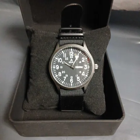IRONWAY ANALOG SPORT WATCH, BLACK DIAL WITH WHITE NUMERALS & DATE WINDOW, NYLON NATO STRAP