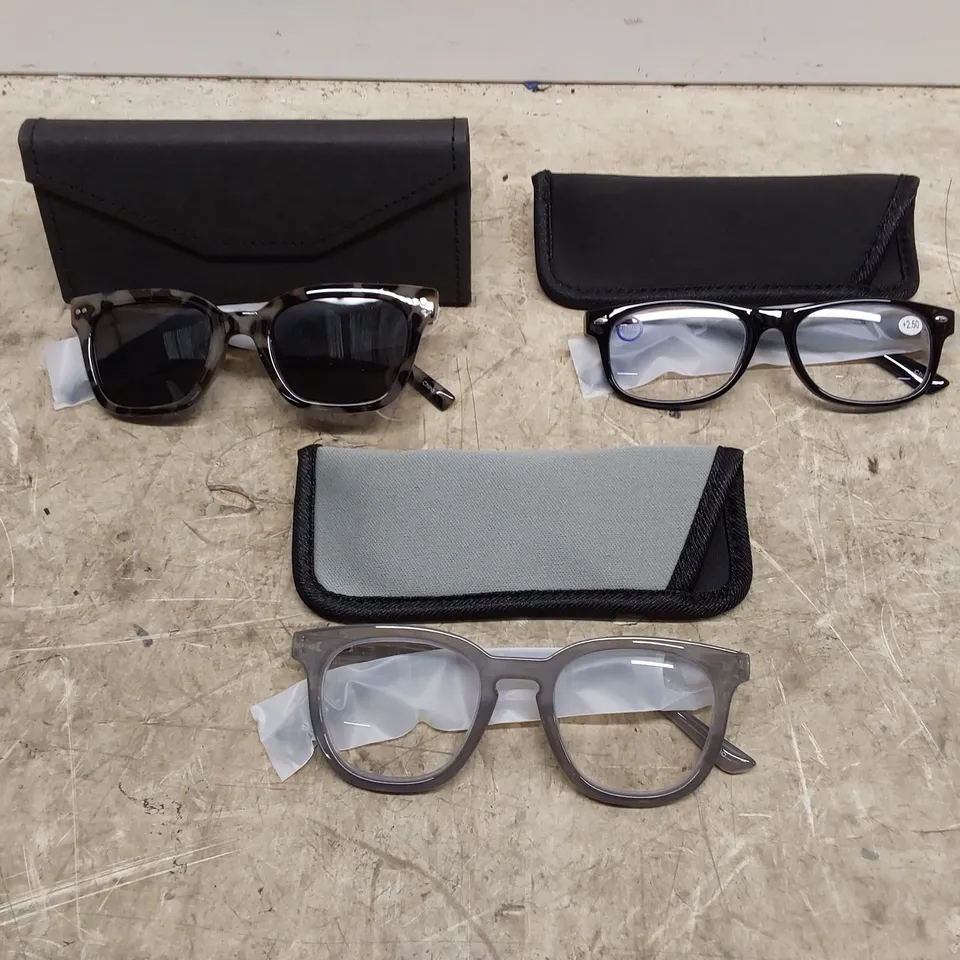 BOXED HUMMINGBIRD SUNGLASSES & READERS GLASSES 