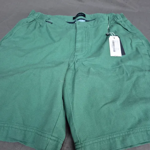 MR MARVIS GREEN SHORTS - SIZE XL