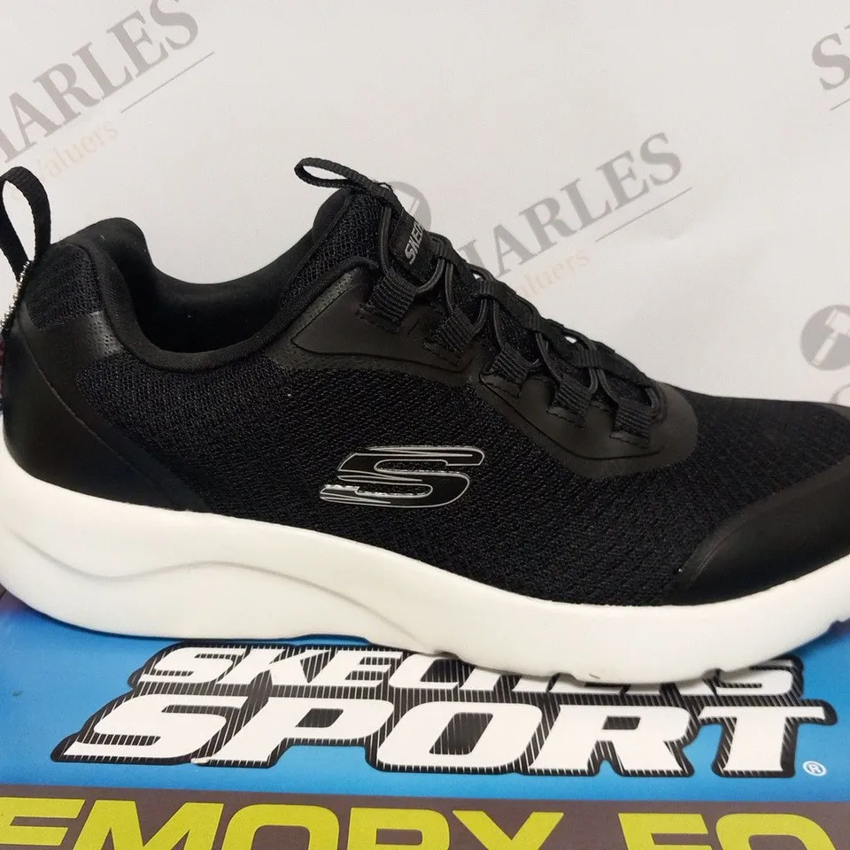 BOXED PAIR OF SKECHERS MEMORY FOAM WHITE TRAINERS - SIZE 8