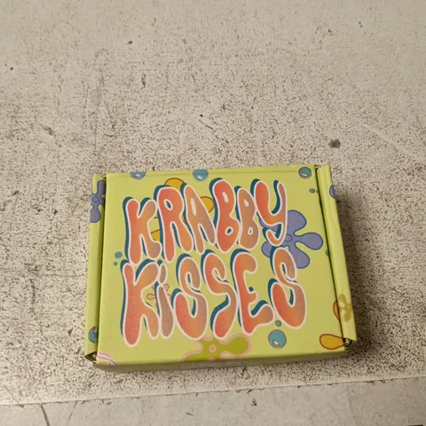 MADE BY MITCHELL KRABBY KISSES BUNDLE – COSMETIC BLUSH SET (SPONGEBOB) – BOXED