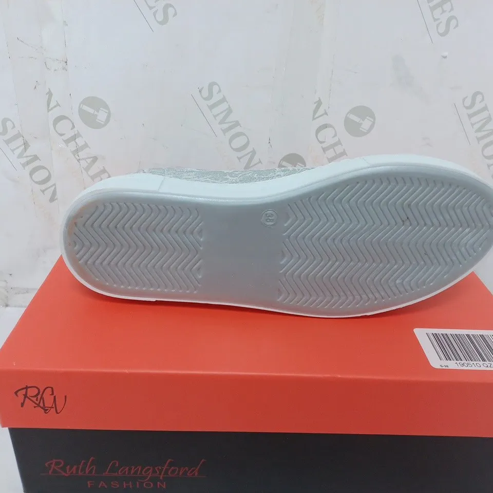 BOXED PAIR OF RUTH LANGSFORD ZIP DETAIL TRAINERS IN SILVER - SIZE 5