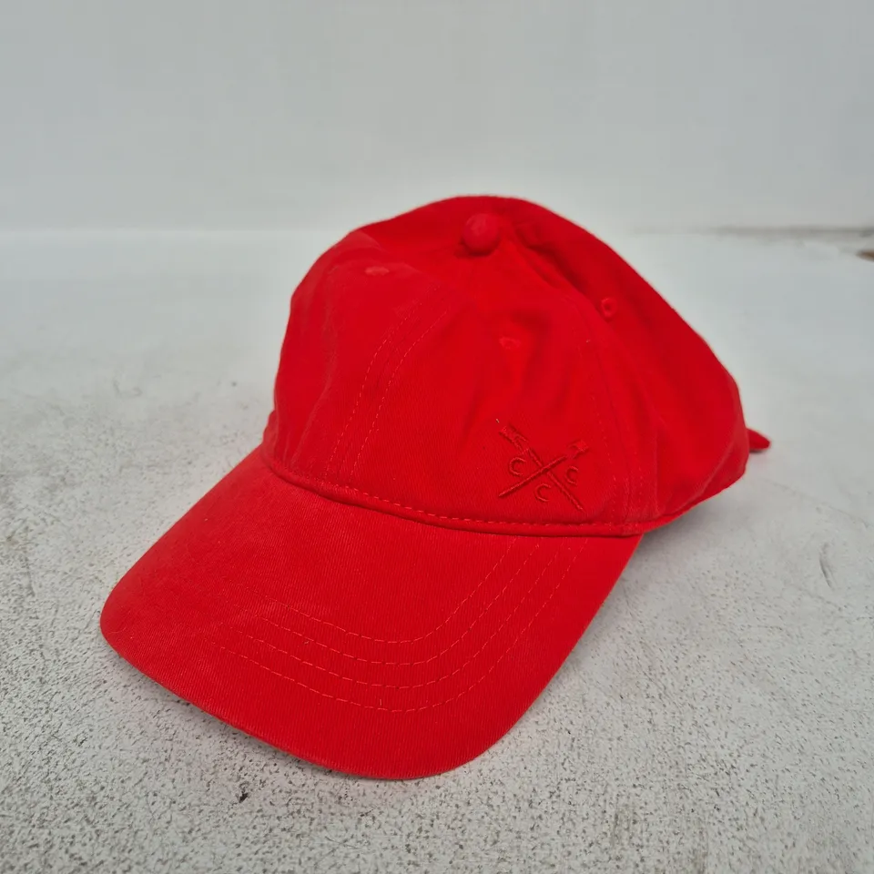 CREW CLOTHING COMPANY BOW CAP – RED, ONE SIZE (O/S)
