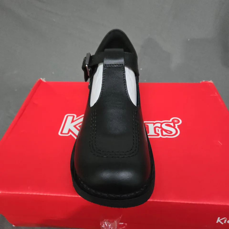 KICKERS - KIDS KICK T LEATHER SHOES - BLACK - SIZE 37