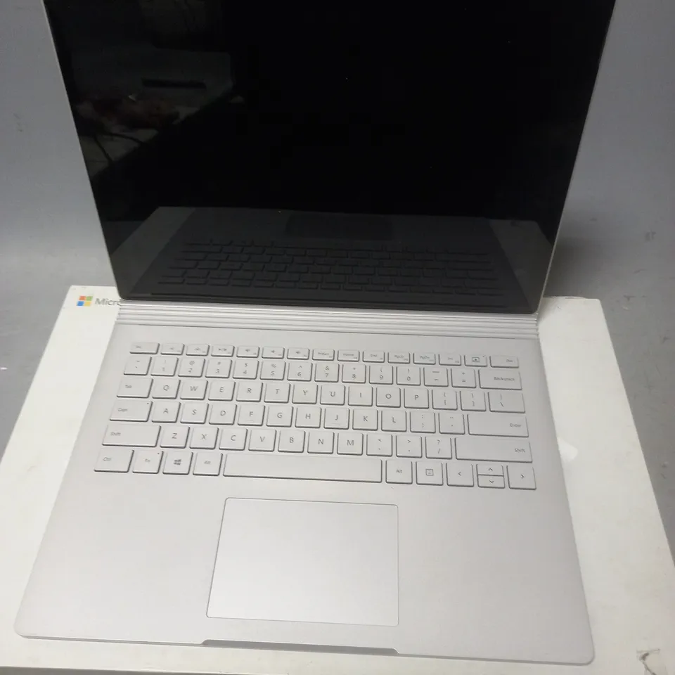 MICROSOFT SURFACE BOOK CORE I5