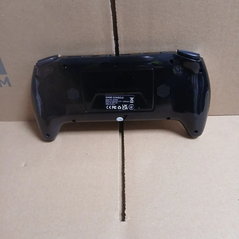SF GAME PLAYER 3500 5 INCH SCREEN BOXED