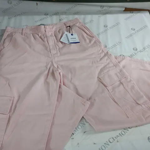NEW LOOK PINK SLIM FIT CARGO TROUSERS - 16
