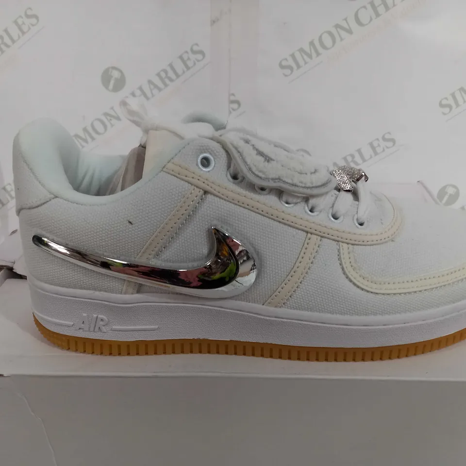 BOXED PAIR OF NIKE TRAVIS SCOTT AIR FORCE 1 LOWS - WHITE - UK 8.5