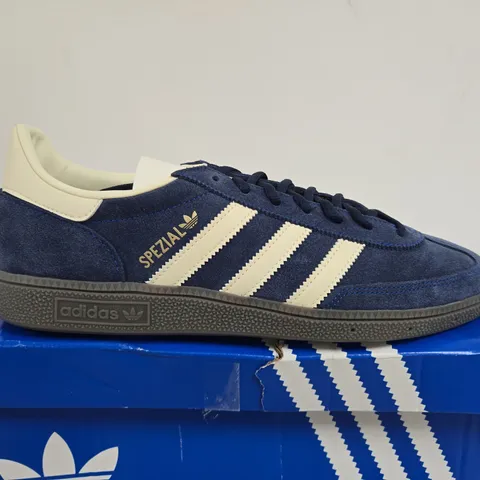 BOXEDPAIR OF ADIDAS HANDBALL SPEZIAL TRAINERS – NAVY SUEDE, UK 11