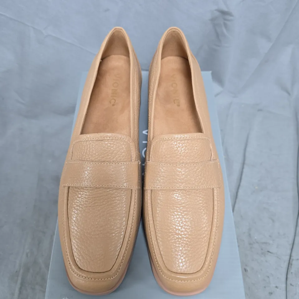 VIONIC WOMEN'S LEATHER LOAFERS – TAUPE/NUDE SLIP-ON SIZE 7