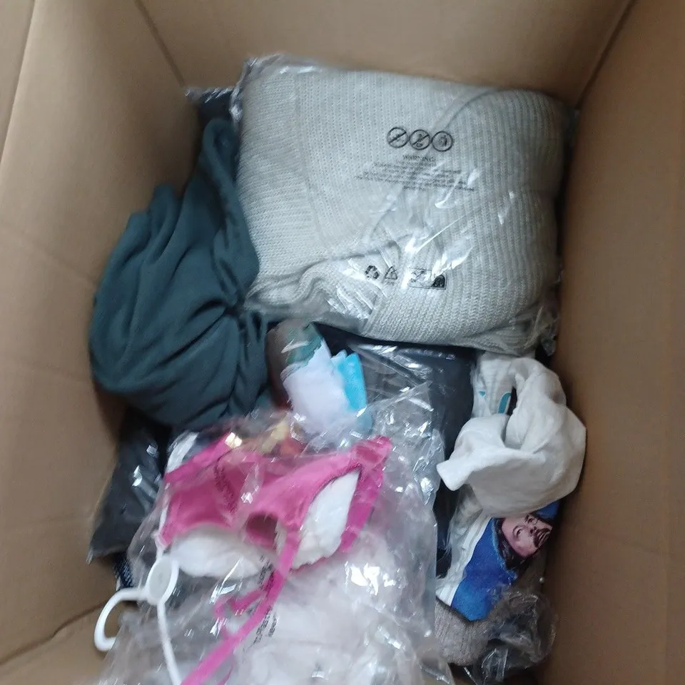 BOX OF APPROXIMATELY 15 ASSORTED CLOTHING ITEMS TO INCLUDE DOG HARNESS, SHEIN TOP, DISNEY PANTS ETC
