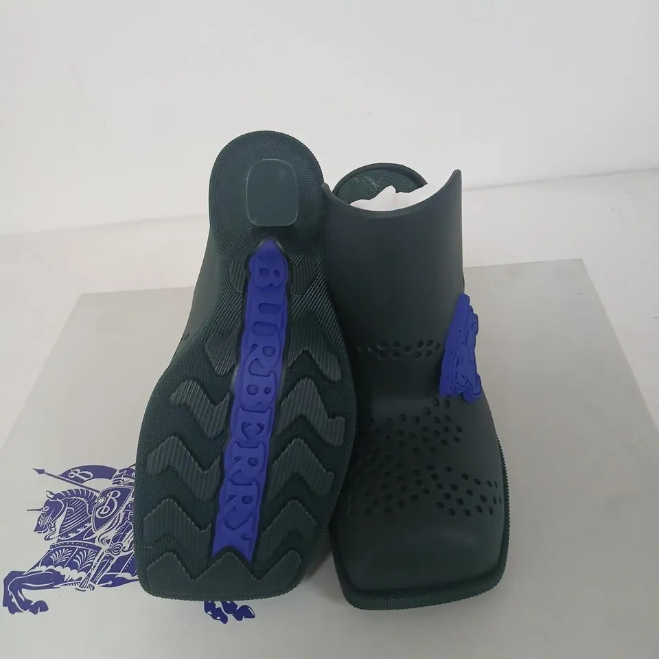 BURBERRY RUBBER MULE ON RUBBER SOLE – UK 3 (EU 36)