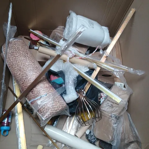 LARGE QUANTITY OF ASSORTED PRODUCTS TO INCLUDE; MINI MANIA BEAUTY CHARMS, TOILET PAPER , RUG AND DOOR THRESHOLDS