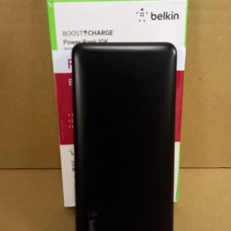 BELKIN BOOST CHARGE POWER BANK 10K  