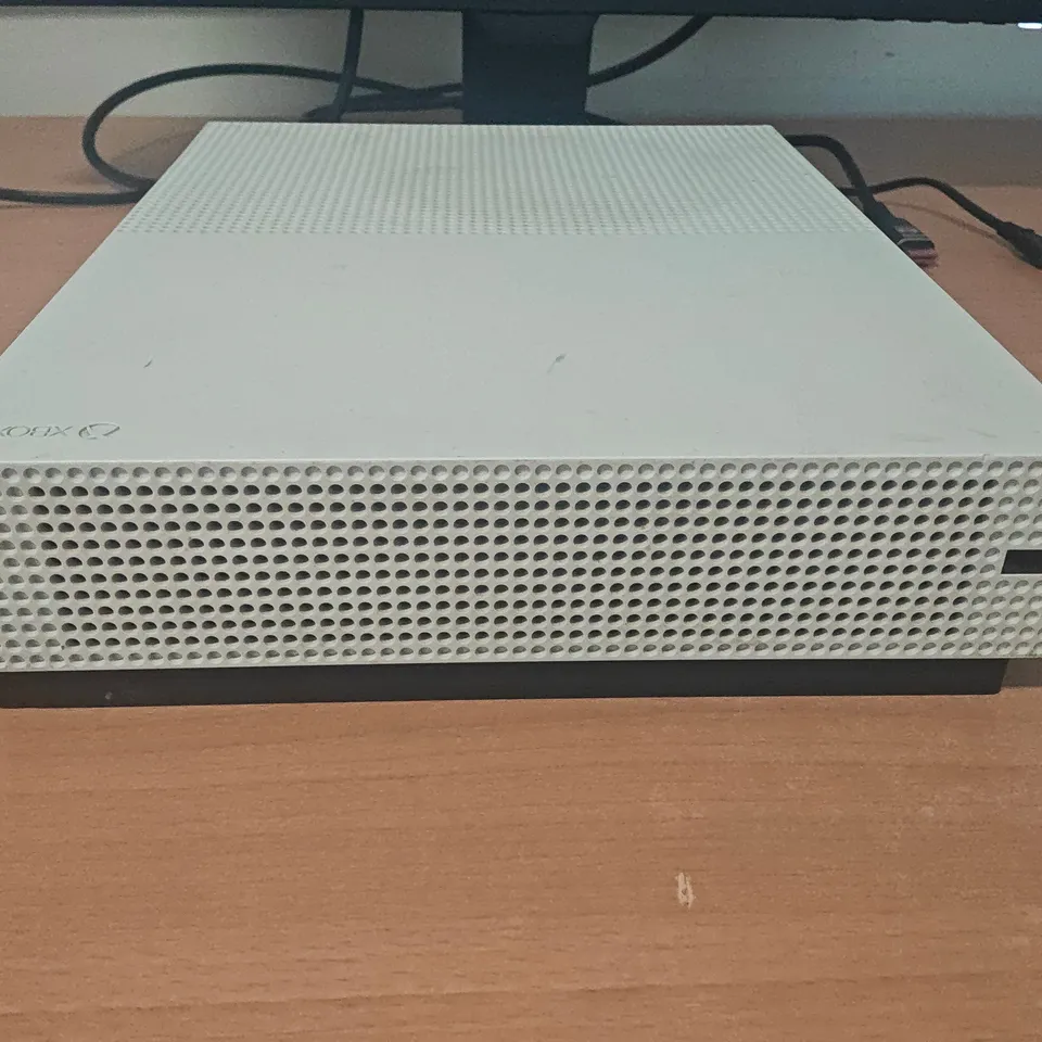 UNBOXED XBOX ONE S DISC EDITION CONSOLE - 1681
