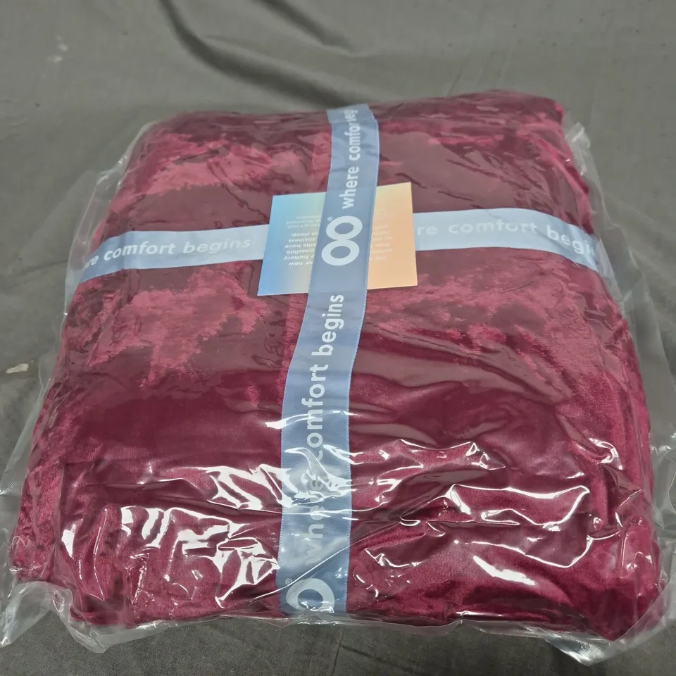 SEALED OODIE OVERSIZED HOODED BLANKET - WINE RED