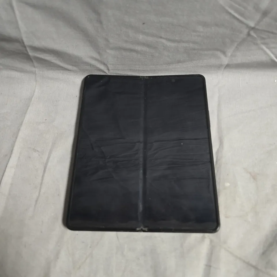 SAMASUNG GALAXY FOLD - MODEL UNSPECIFIED