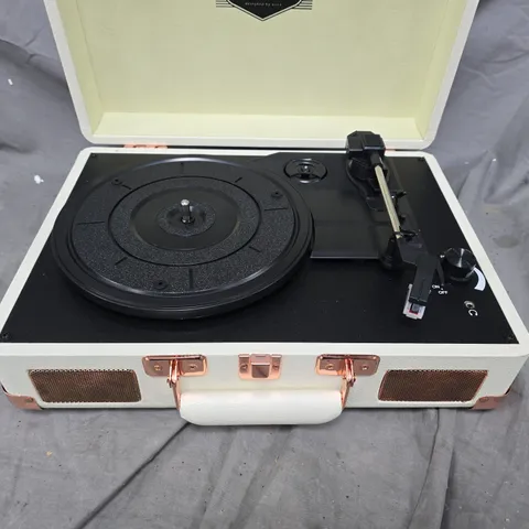BOXED AUNA TURNTABLE