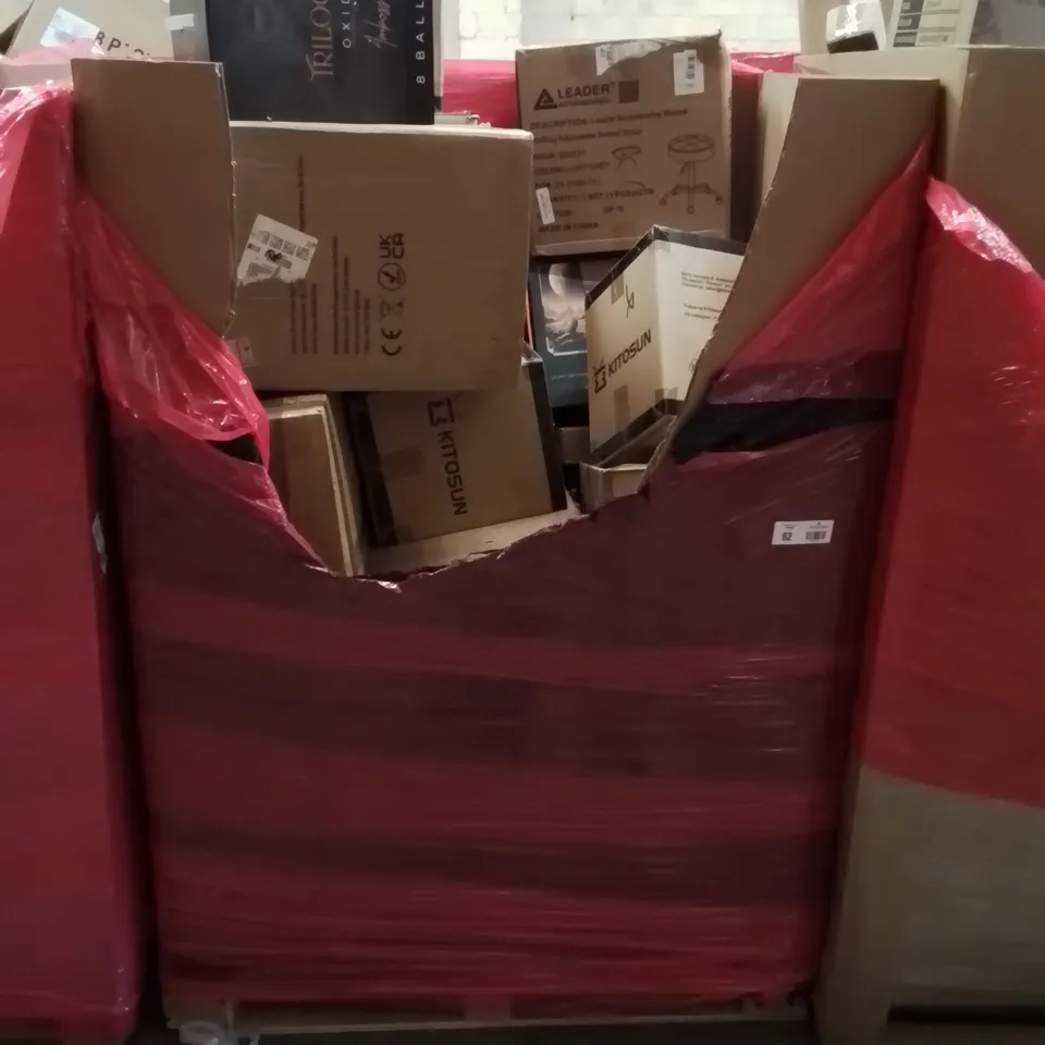 PALLET CONTAINING VARIOUS ASSORTED BOXED HOUSEHOLD ITEMS TO INCLUDE: TRILOGY OXID 8 BALL SHISHA SETS, ESPRESSO MACHINES, BUG ZAPPER AND LOTS MORE UNMARKED BOXED ITEMS 