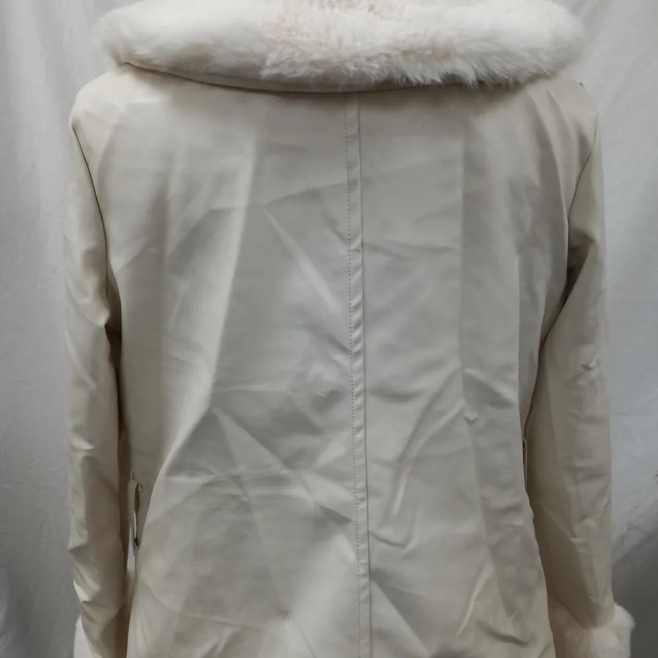 CRÈME AND WHITE FUR LONG JACKET 