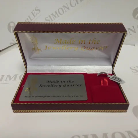 LOVE GOLD 9 CARAT WHITE GOLD COURT WEDDING BAND 4MM - PERSONALISED