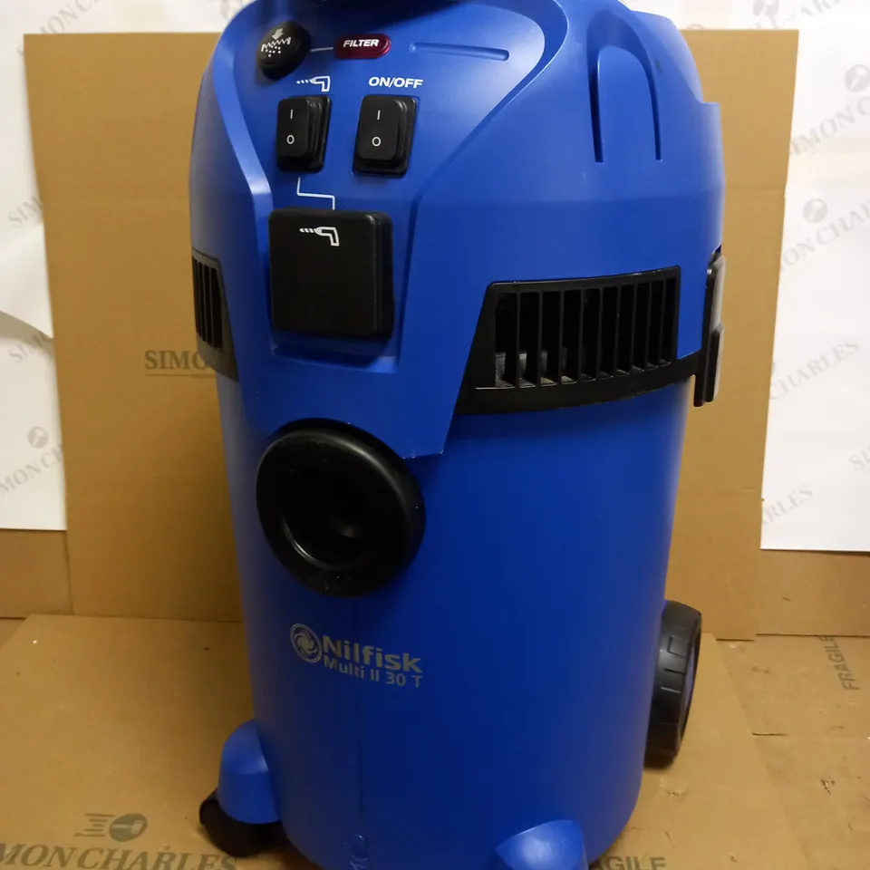 NILFISK MULTI LL 30T WET AND DRY VACUUM CLEANER