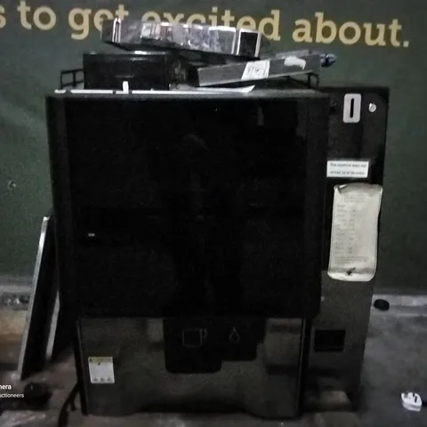 COFFETEK VITRO X3 COFFEE MACHINE WITH CHANGE GIVER