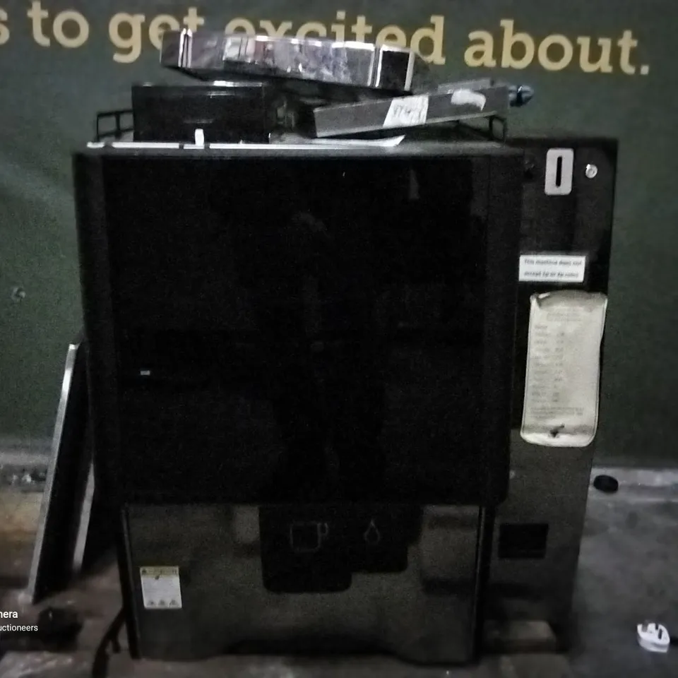 COFFETEK VITRO X3 COFFEE MACHINE WITH CHANGE GIVER