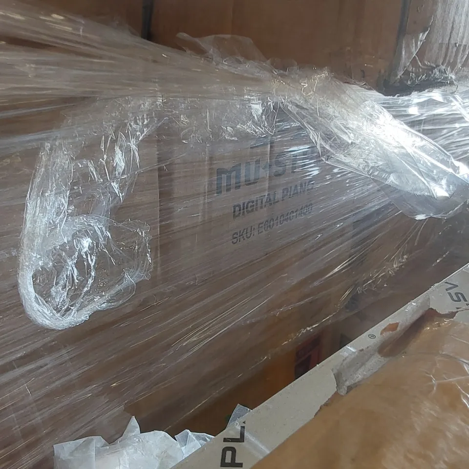 PALLET CONTAINING A LARGE QUANTITY OF ASSORTED CONSUMER PRODUCTS INCLUDING: FOLDING WAGON, MUSTAR DIGITAL PIANO, BALANCE BIKE ECT