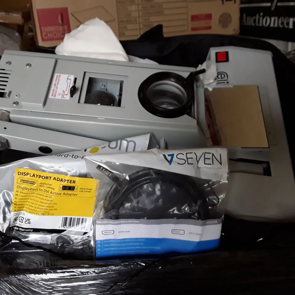 PALLET CONTAINING ASSORTED ELECTRICAL PRODUCTS INCLUDING RECEIPT PRINTER, FINAL CUT STUDIO, PHONE CASES, PORTABLE OVERHEAD PROJECTOR, DISPLAY PORT ADAPTERS  