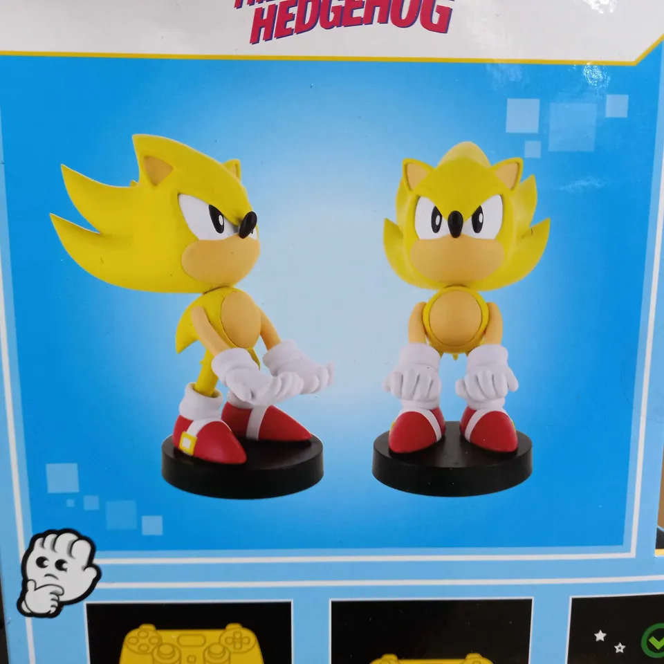 SONIC THE HEDGEHOG SUPER SONIC PHONE AND CONTROLLER HOLDER 