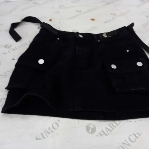 MEDIUM MOOHY BLACK DENIM SHORTS